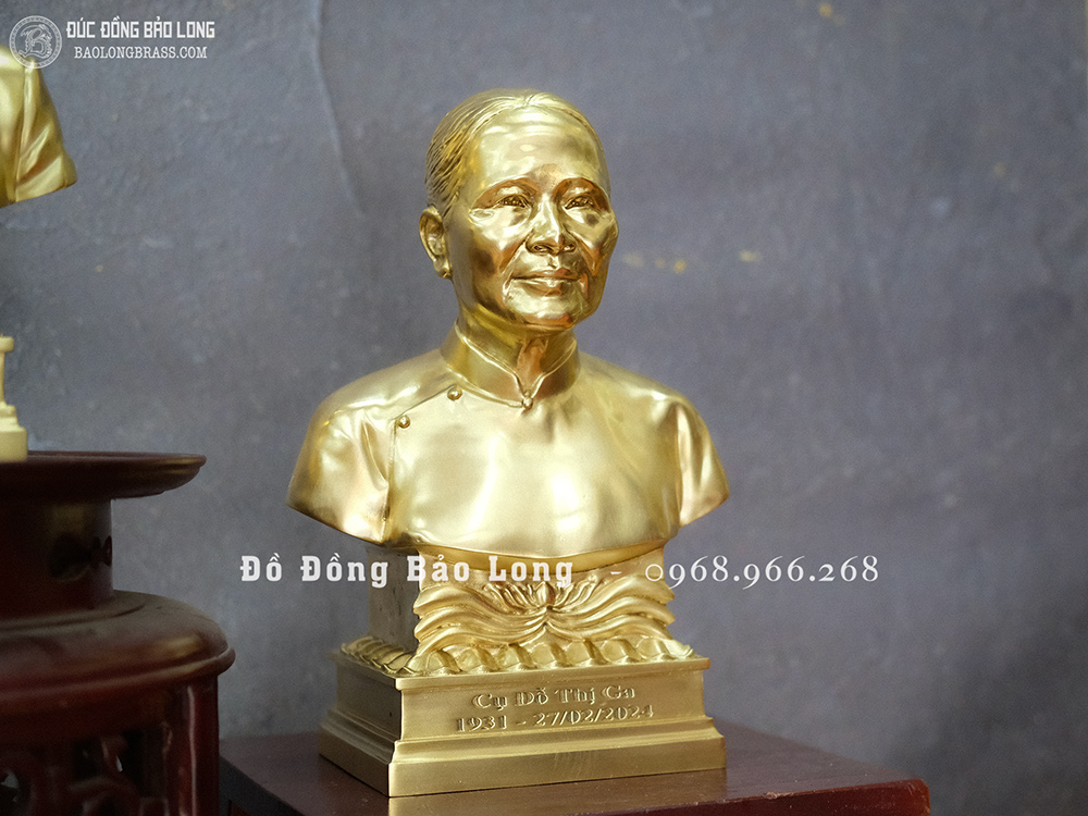 Đúc Tượng Chân Dung Ông Bà Bằng Đồng Vàng Cao 30Cm