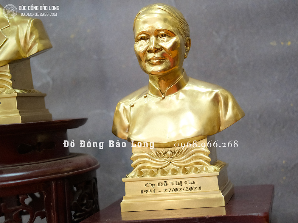 Đúc Tượng Chân Dung Ông Bà Bằng Đồng Vàng Cao 30Cm