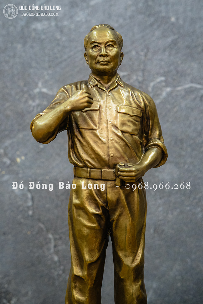 Tượng Bác Giáp Đứng Bằng Đồng Màu Trầm Cổ Cao 42Cm
