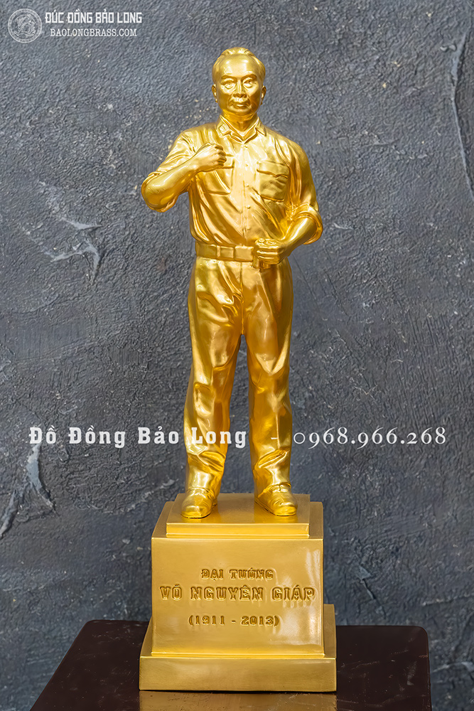 Tượng Bác Giáp Đứng Bằng Đồng Dát Vàng 9999 Cao 42Cm