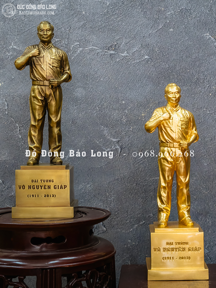 Tượng Bác Giáp Đứng Bằng Đồng Màu Trầm Cổ Cao 42Cm