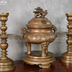 Bộ Tam Sự đồng vàng đúc Thập Sòi cao 46cm màu trầm cổ