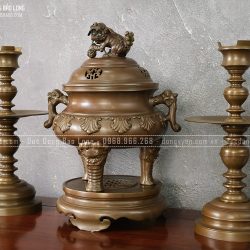 Bộ Tam Sự đồng vàng đúc Thập Sòi cao 46cm màu trầm cổ