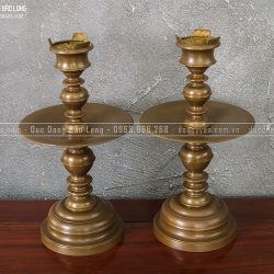 Cặp chân nến đồng vàng cao 41cm trơn màu trầm cổ