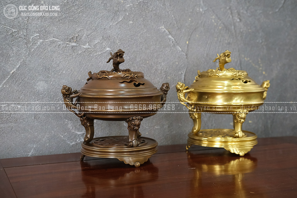 Lư Xông Trầm Nắp Rồng Cuộn Bằng Đồng Cao 24Cm
