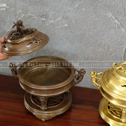 Lư Xông Trầm Nắp Rồng Cuộn Bằng Đồng Cao 24Cm