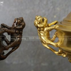 Lư Xông Trầm Nắp Rồng Cuộn Bằng Đồng Cao 24Cm