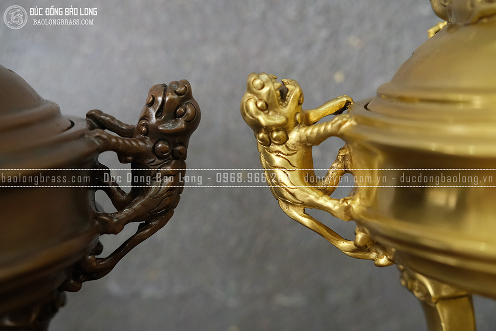 Lư Xông Trầm Nắp Rồng Cuộn Bằng Đồng Cao 24Cm