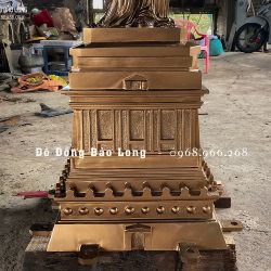 Tượng Nữ Thần Tự Do bằng đồng đỏ cao 1m55